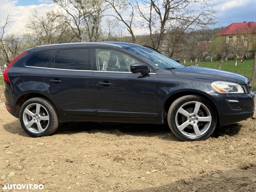 Volvo XC 60 D5 AWD Summum - 6