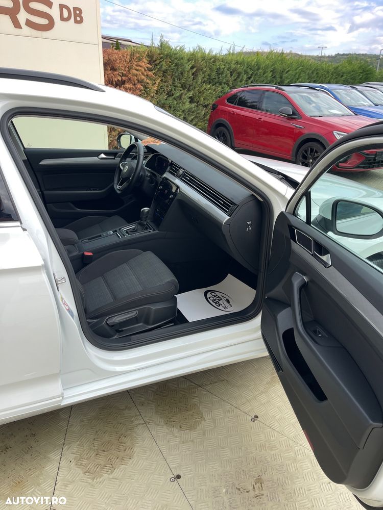 Volkswagen Passat - 21