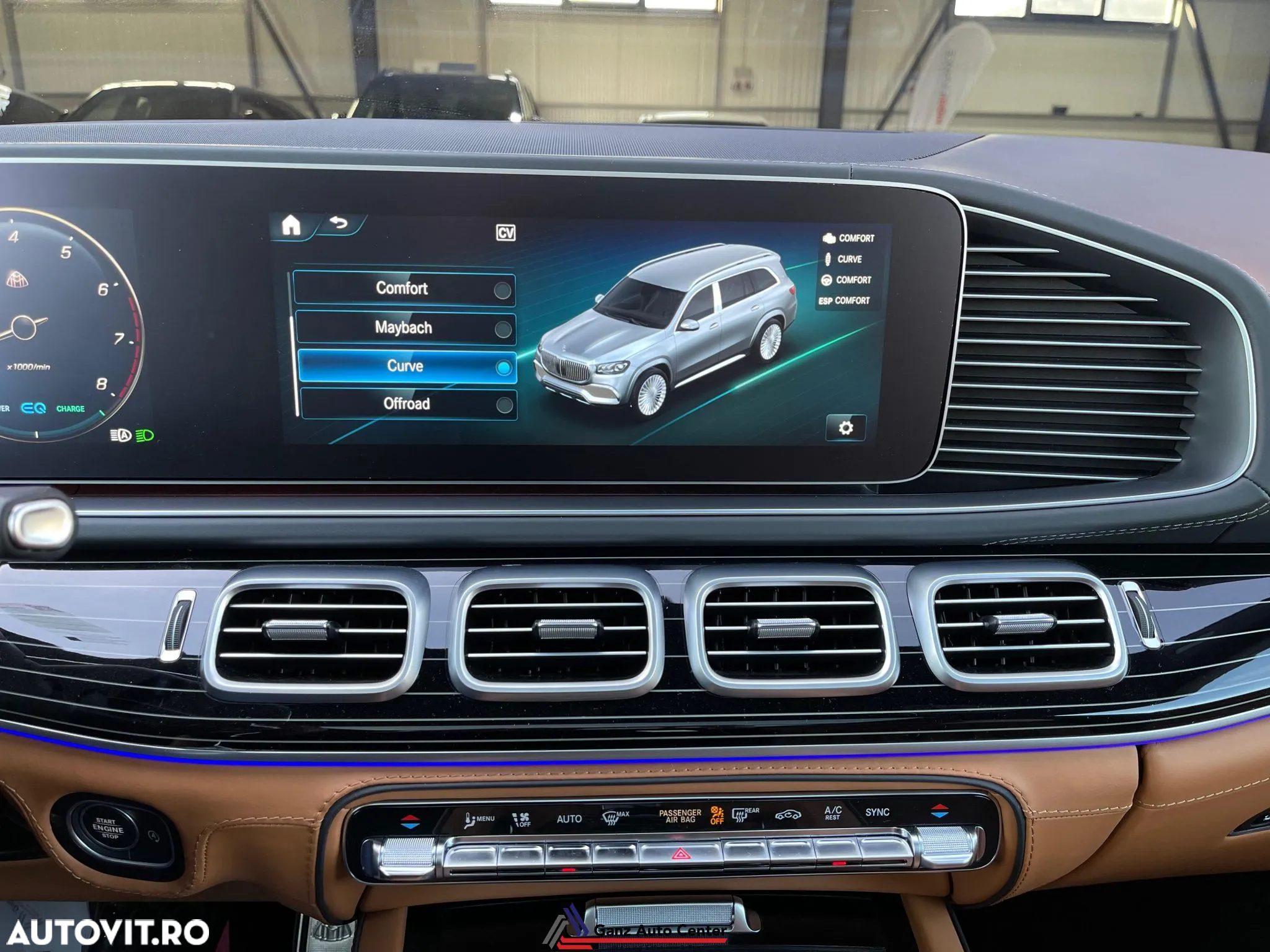 Mercedes-Benz GLS Maybach 600 4Matic 9G-TRONIC - 27