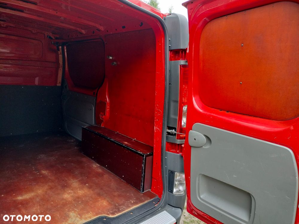Opel vivaro - 24