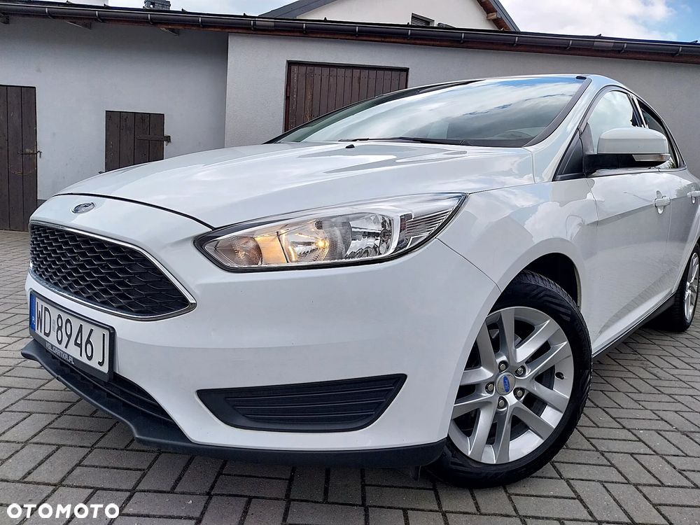 Ford Focus 1.6 Trend - 25