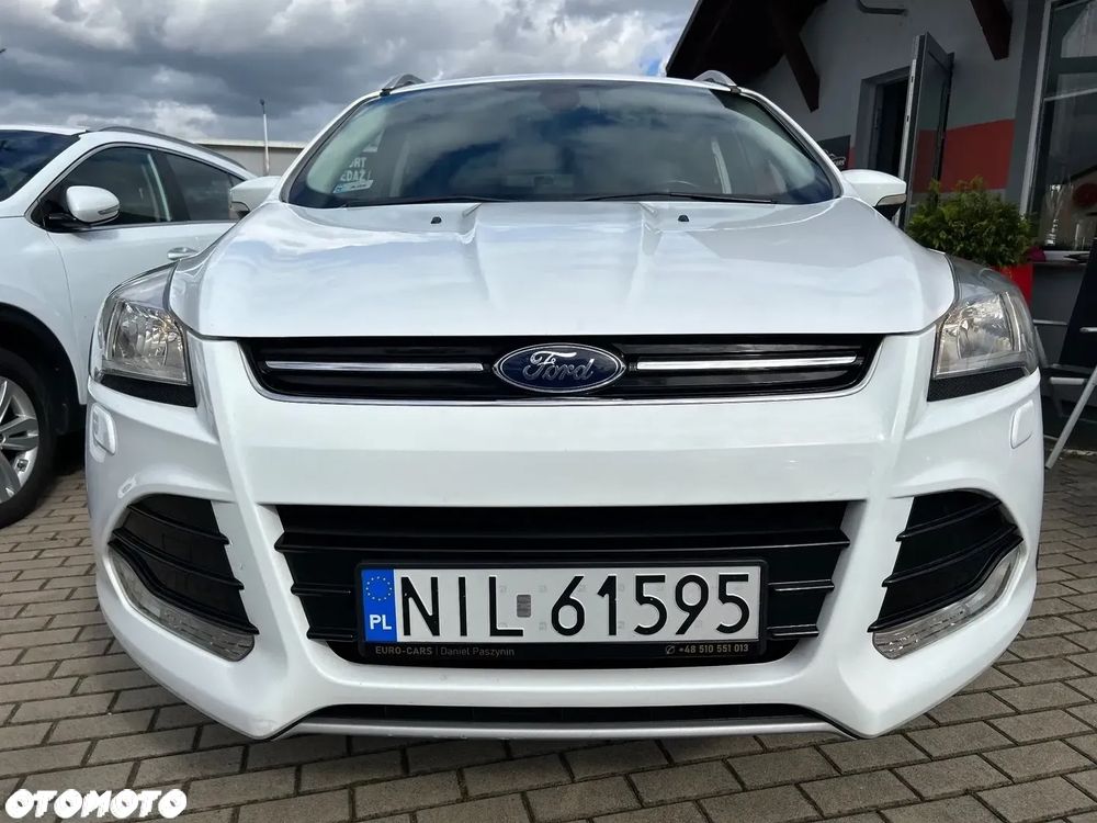 Ford Kuga 2.0 TDCi 2x4 Titanium - 3