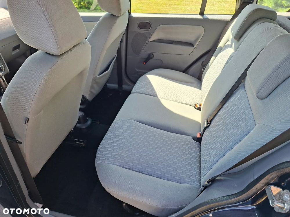 Ford Fusion 1.25 Fun - 14