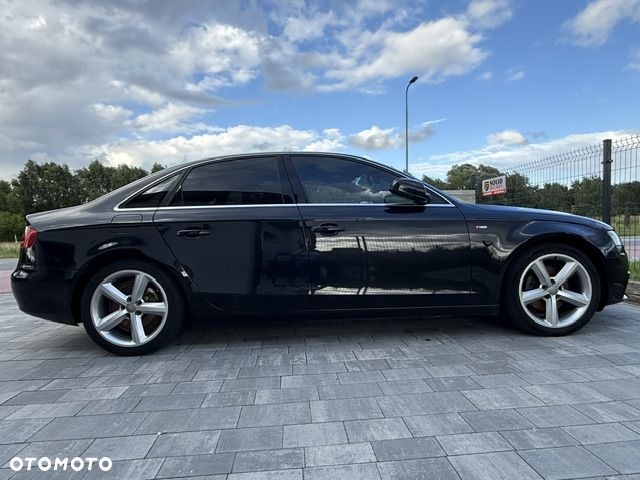 Audi A4 Limousine - 1