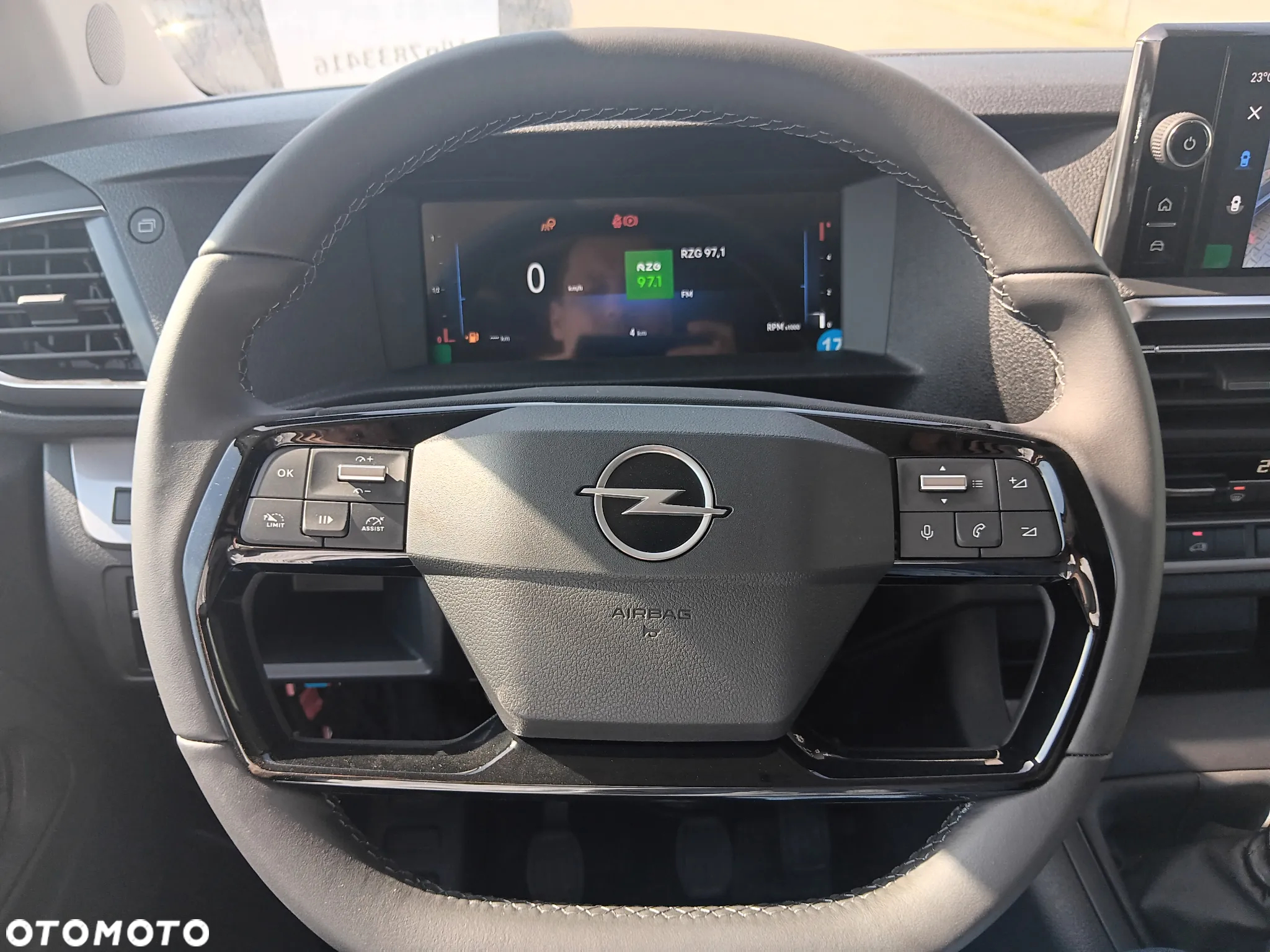 Opel Vivaro Furgon Extra Long - 7