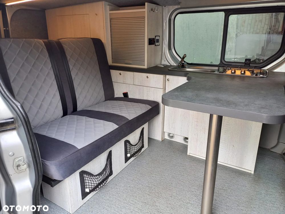 Opel Vivaro - 7