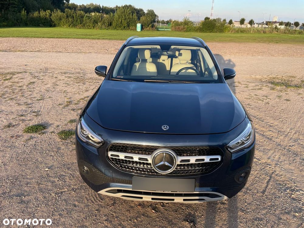 Mercedes-Benz GLA 250 8G-DCT - 8