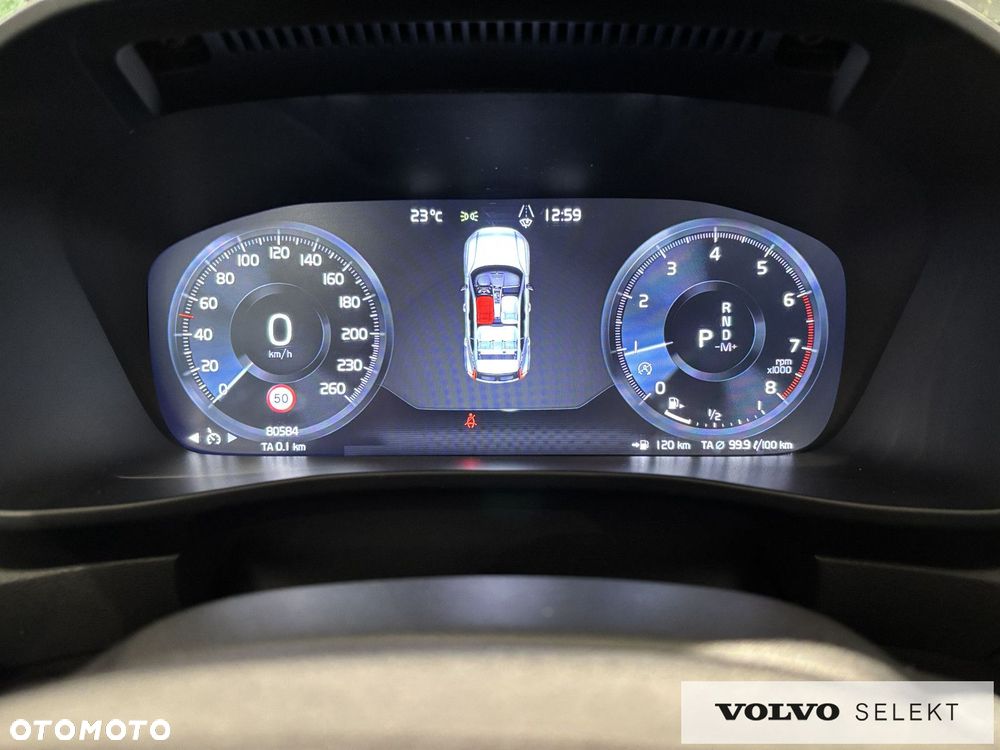 Volvo XC 40 - 11