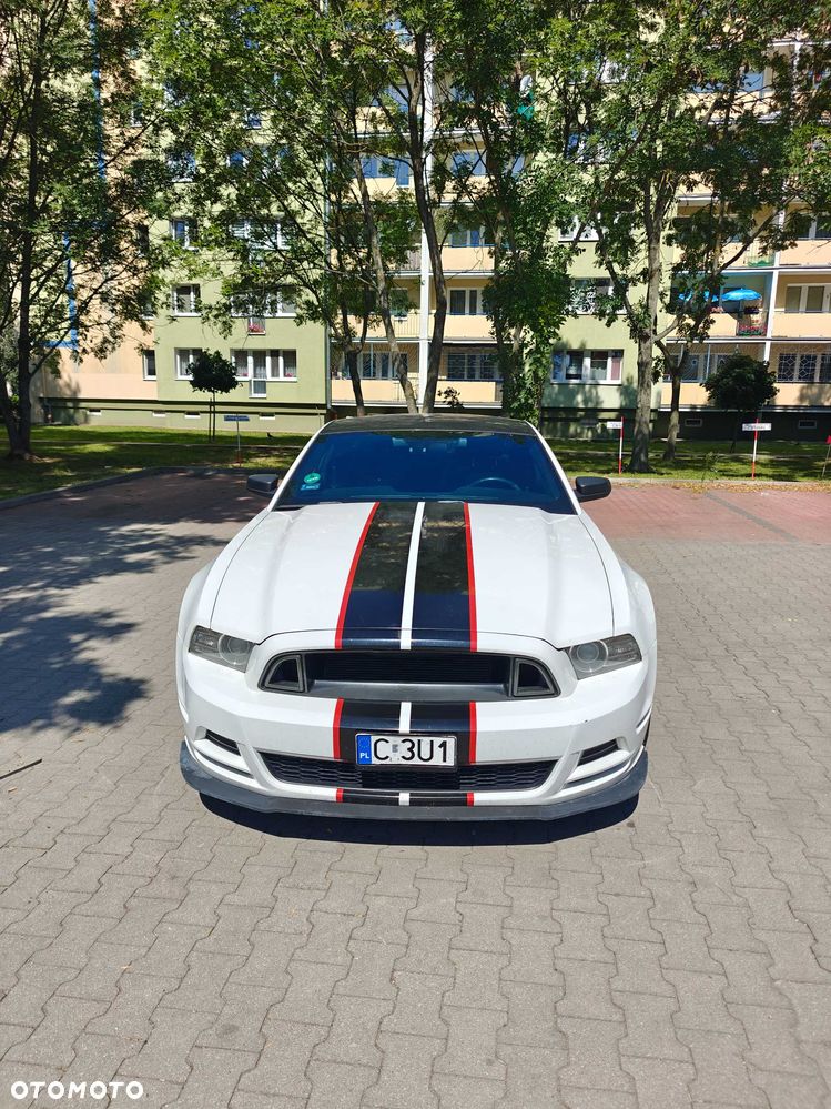 Ford Mustang - 2
