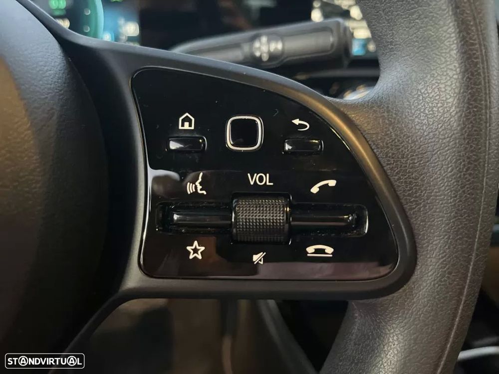 Mercedes-Benz A 250 e 8G-DCT Advanced Progressive - 29
