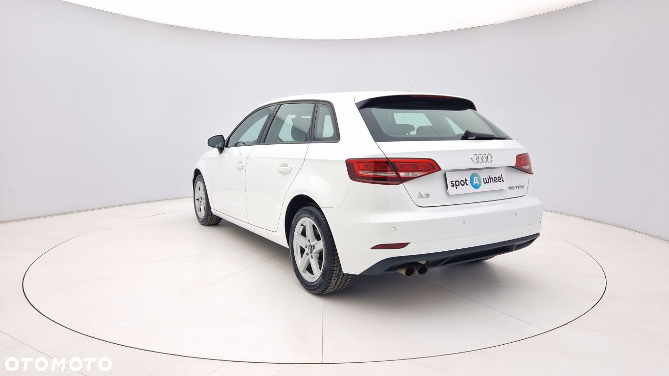 Audi A3 1.5 TFSI S tronic - 3