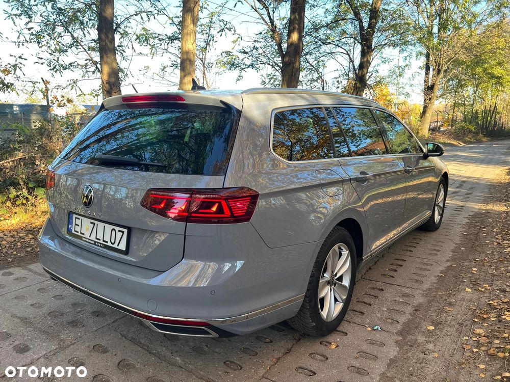 Volkswagen Passat 2.0 TDI Elegance DSG - 15