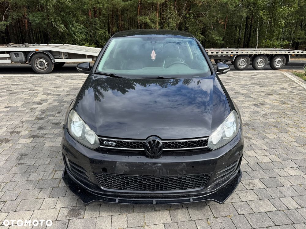 Volkswagen Golf 2.0 TDI DPF MATCH - 2