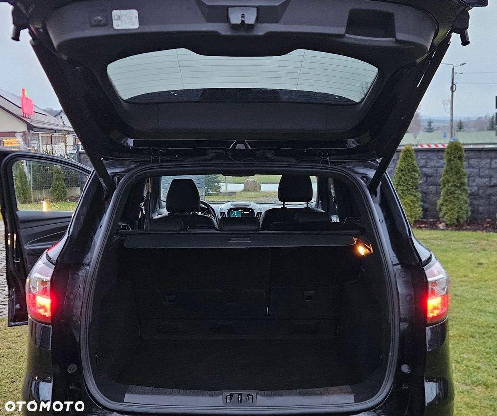 Ford Kuga 2.0 TDCi 4x4 ST-Line - 8