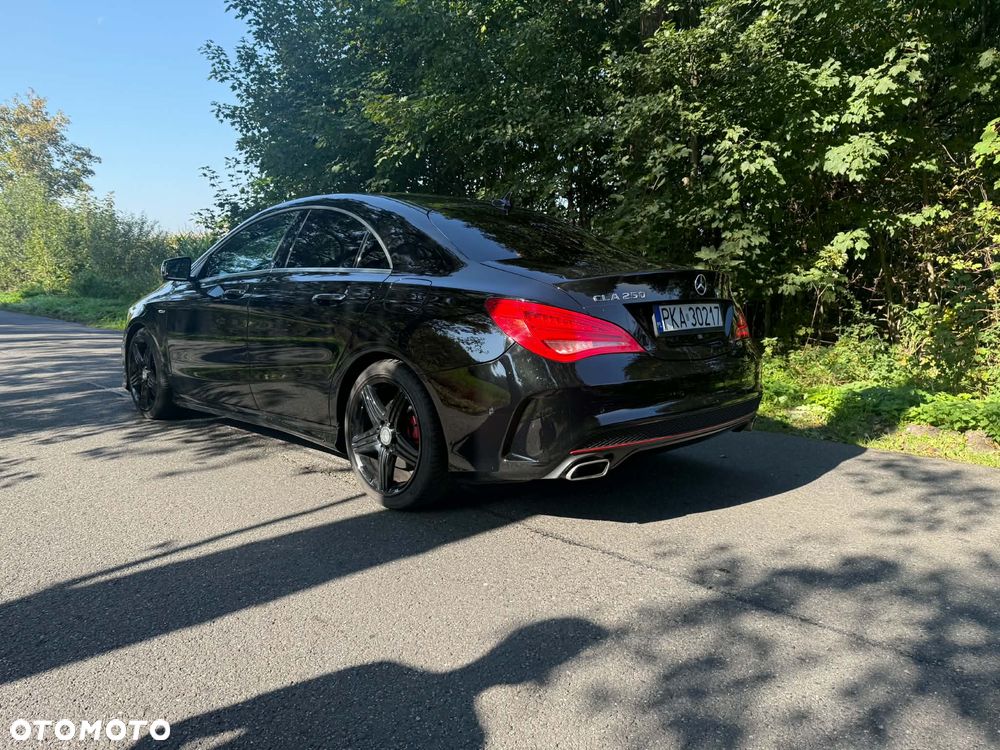 Mercedes-Benz CLA 250 Sport 7G-DCT - 3