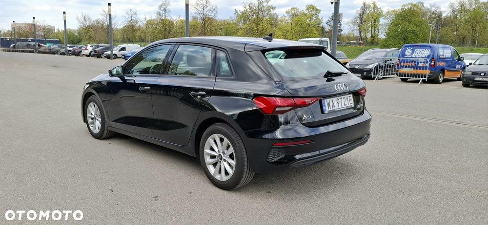 Audi A3 Sportback 35 TFSI S tronic - 4