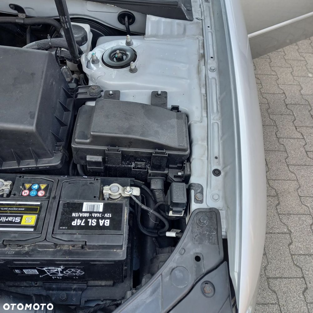 Hyundai Sonata 2.0 Comfort - 16