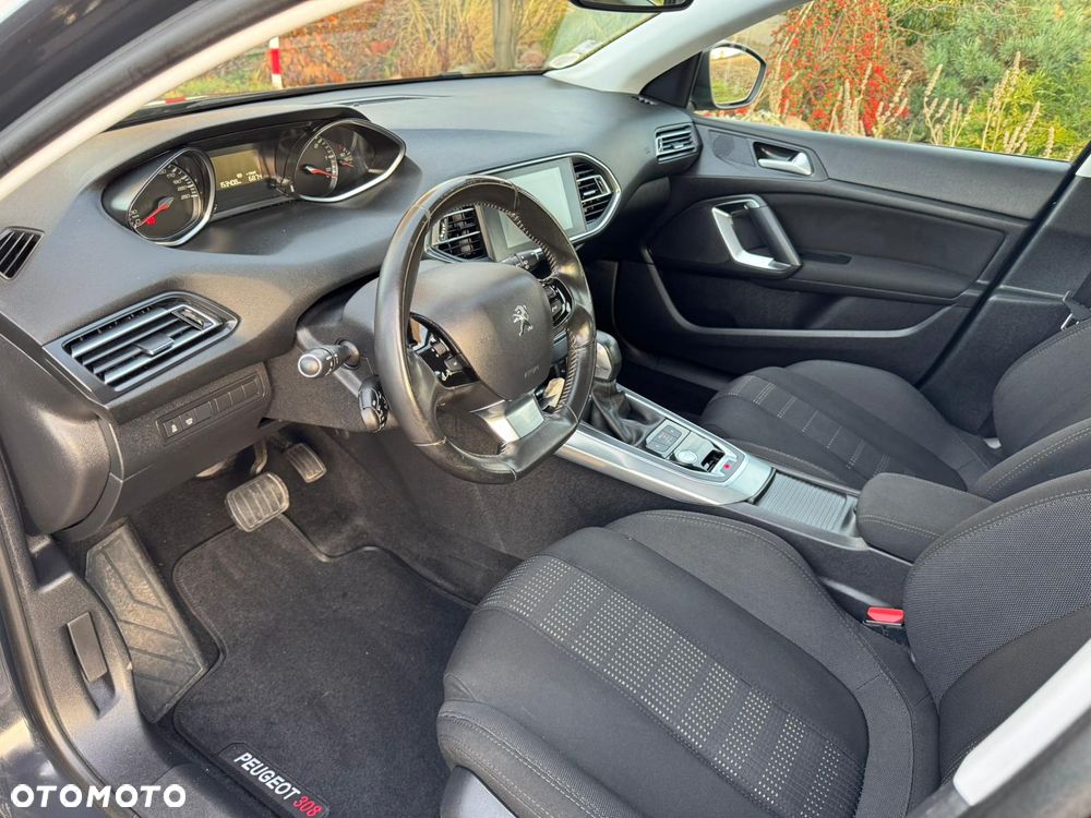 Peugeot 308 - 27
