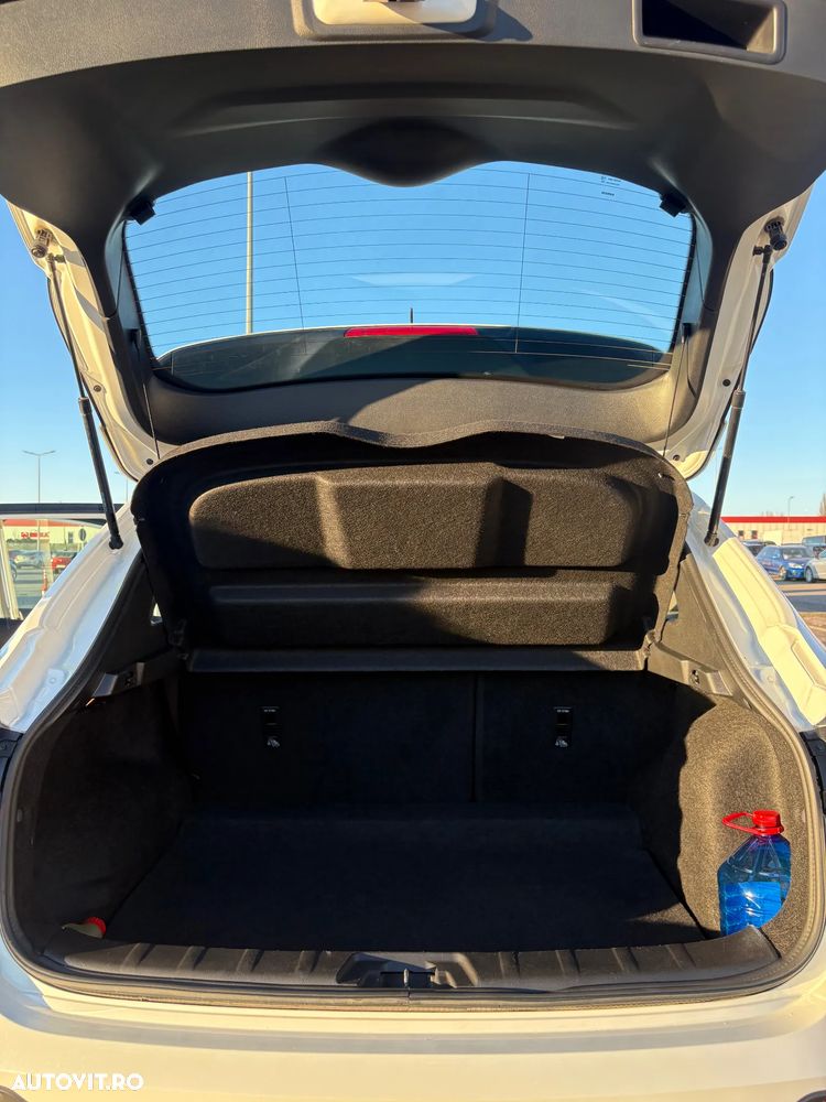 Nissan Qashqai 1.3 DIG-T VISIA - 12