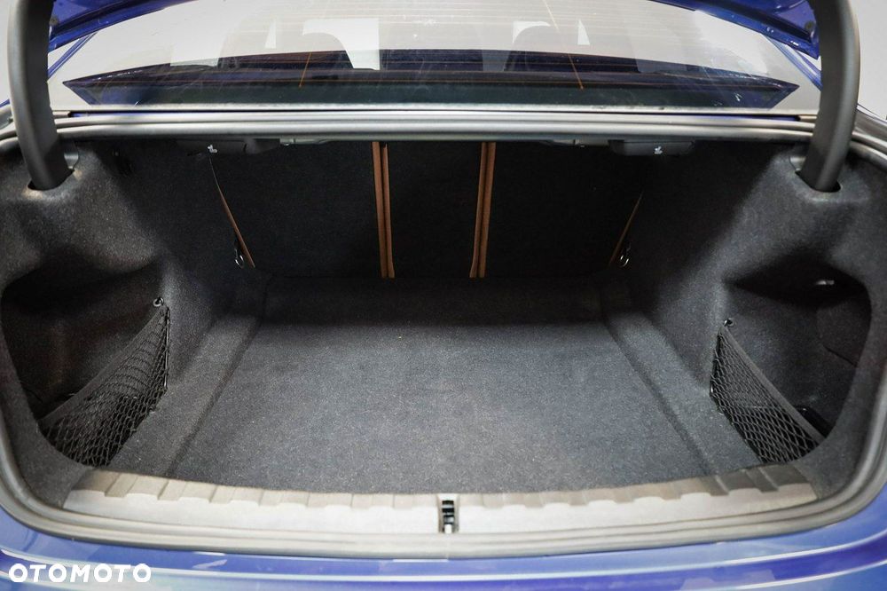 BMW M3 Competition xDrive sport - 17