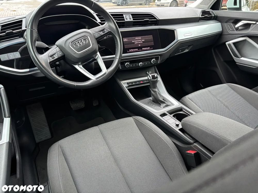 Audi Q3 35 TFSI S tronic - 13