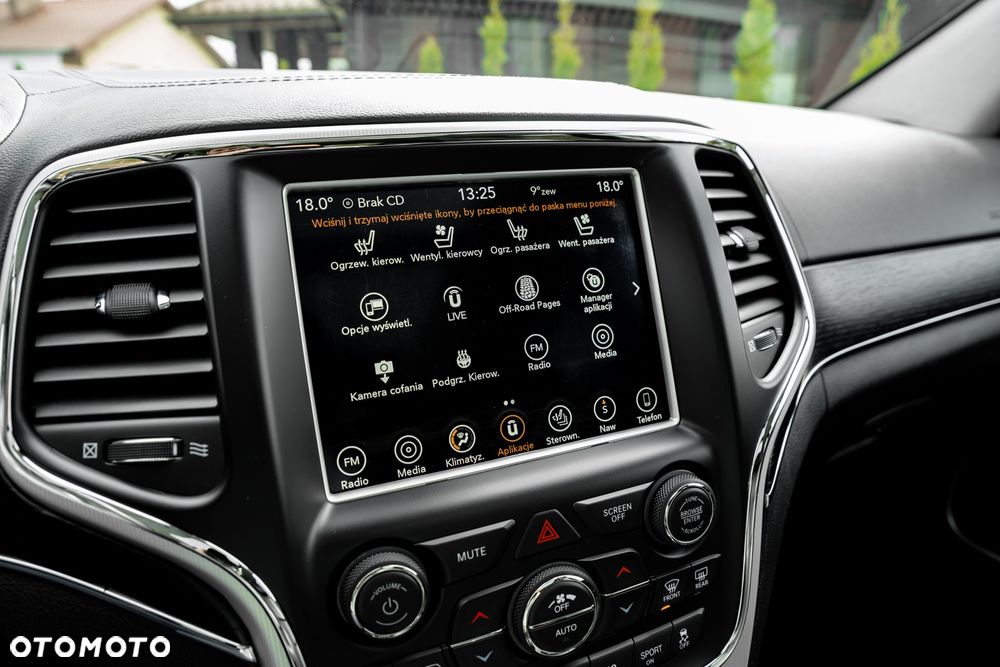 Jeep Grand Cherokee 3.0 CRD Overland Summit - 34