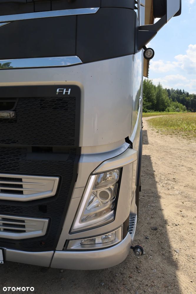 Volvo FH - 35