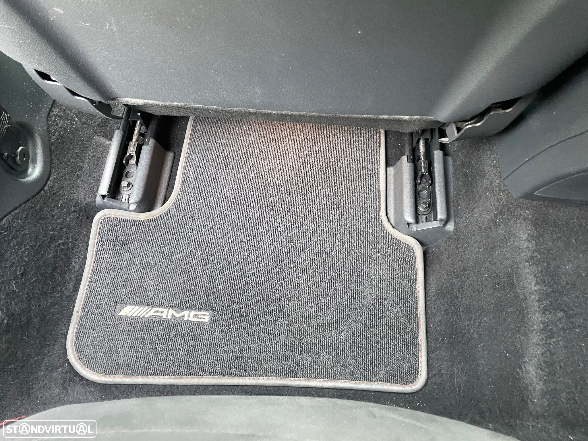 Mercedes-Benz CLA 180 d Shooting Brake AMG Line Aut. - 30