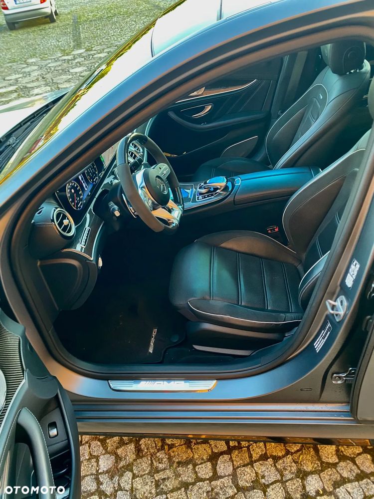 Mercedes-Benz Klasa E AMG 63 S 4-Matic+ - 9