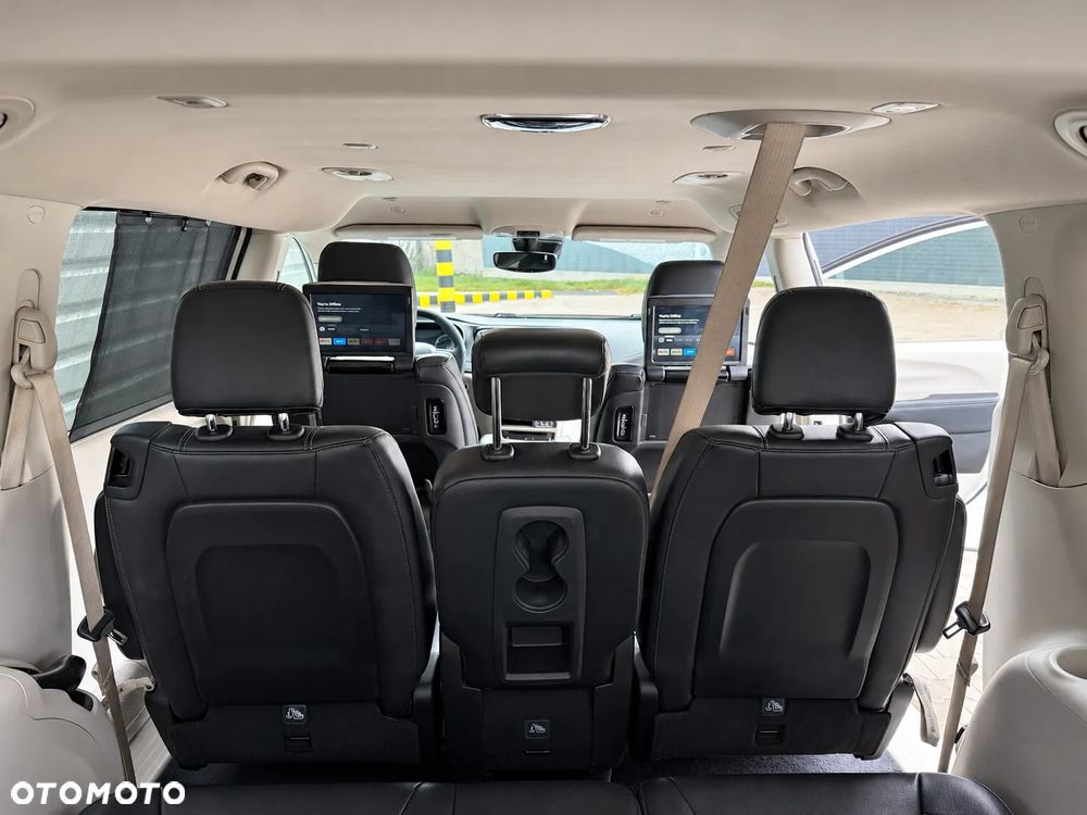 Chrysler Pacifica - 13