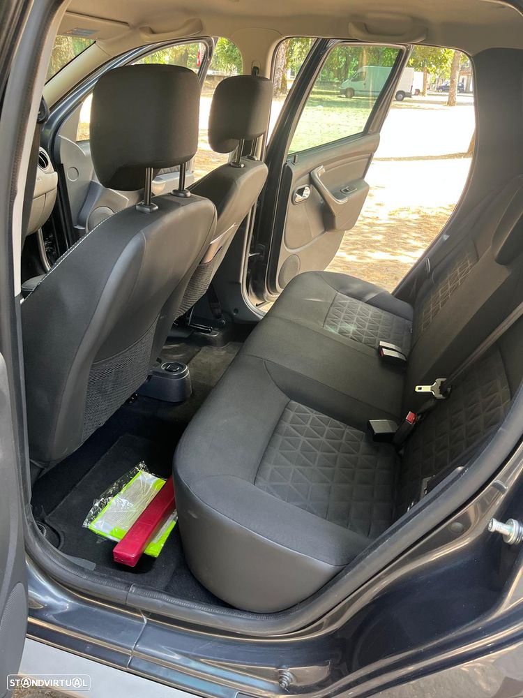 Dacia Duster 1.2 TCe Pack - 18