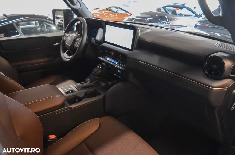 Toyota Land Cruiser 2.8l D-4D 204 CP A/T 7 locuri Luxury AVS Brown - 6