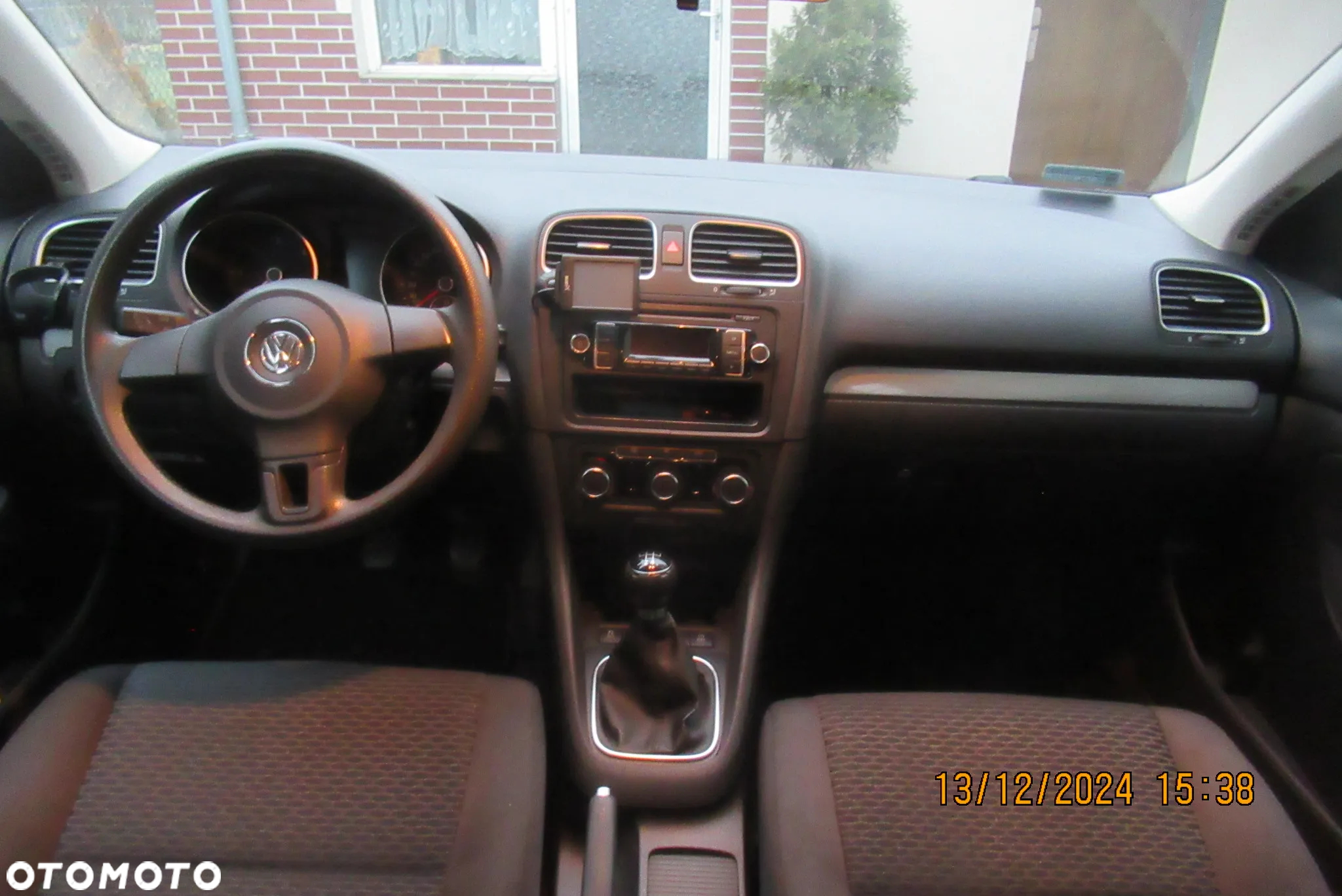 Volkswagen Golf 1.6 TDI DPF Trendline - 9