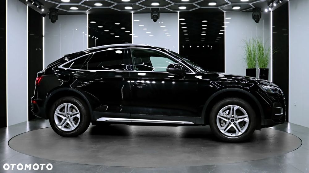 Audi Q5 Sportback 40 TDI quattro S tronic advanced - 11