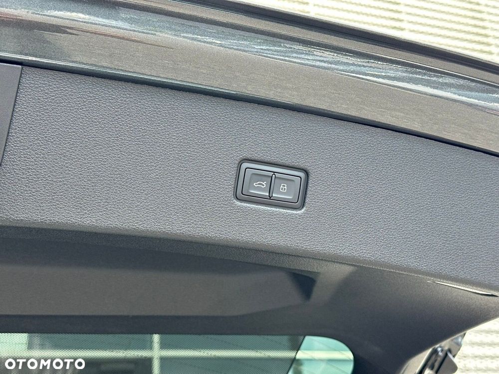 Audi Q8 - 11