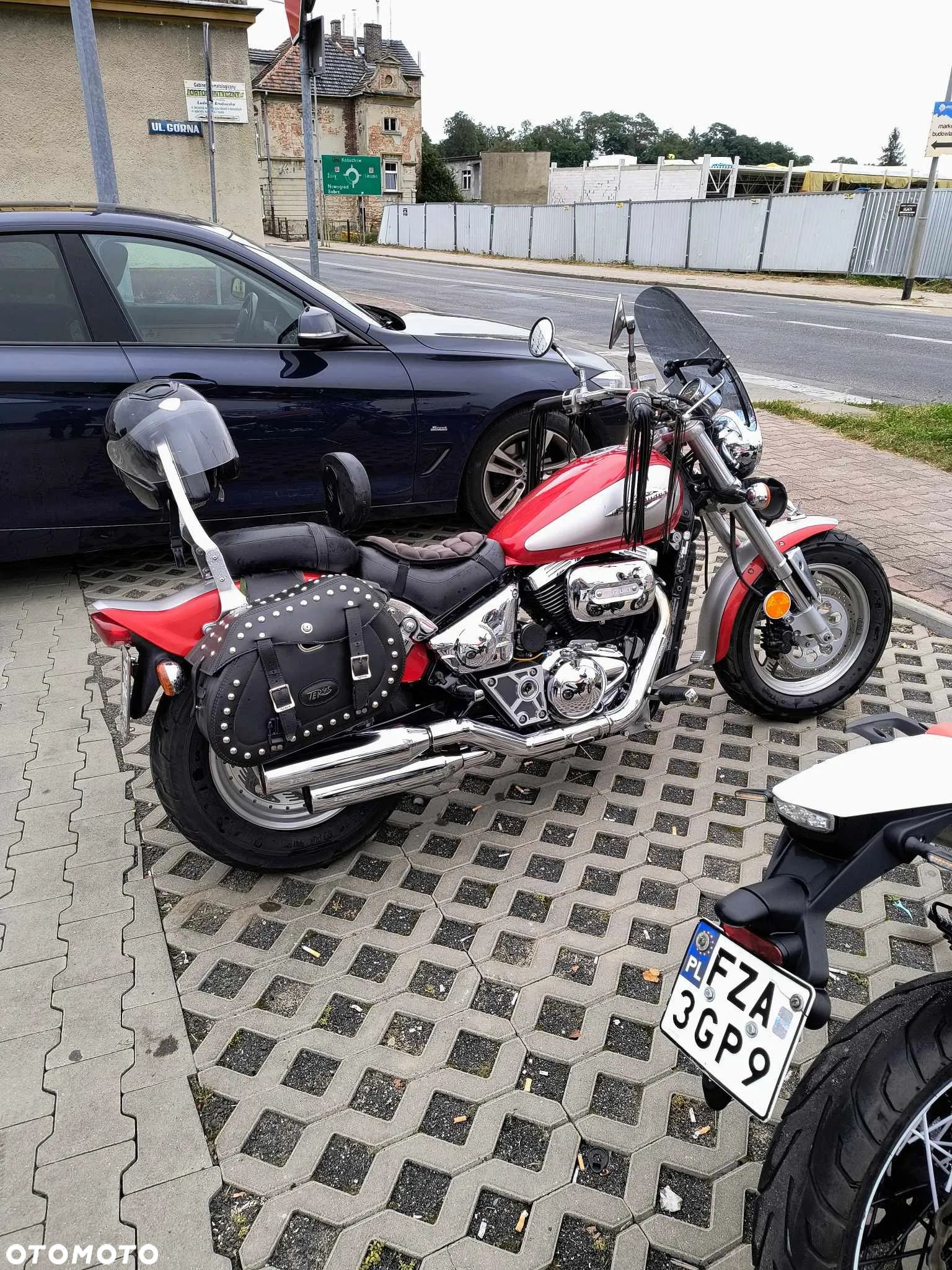 Suzuki Marauder - 1