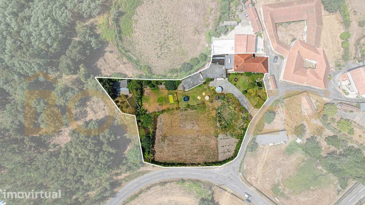Moradia T5 em Esperança - Grande imagem: 4/51