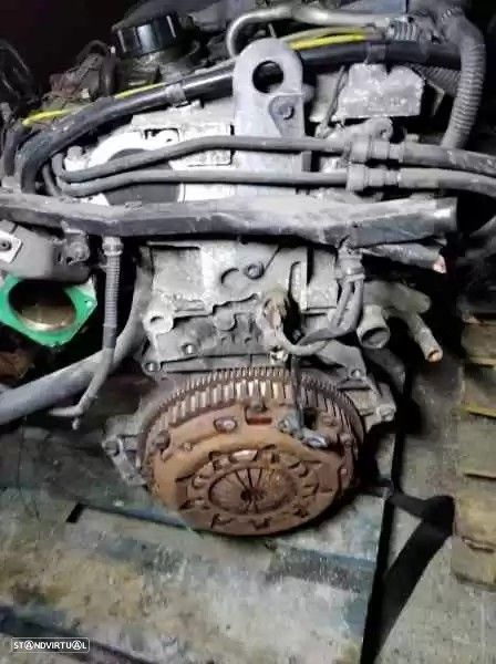 MOTOR COMPLETO VOLVO V40 BREAK FAMILIAR 1999 -B4184S - 2