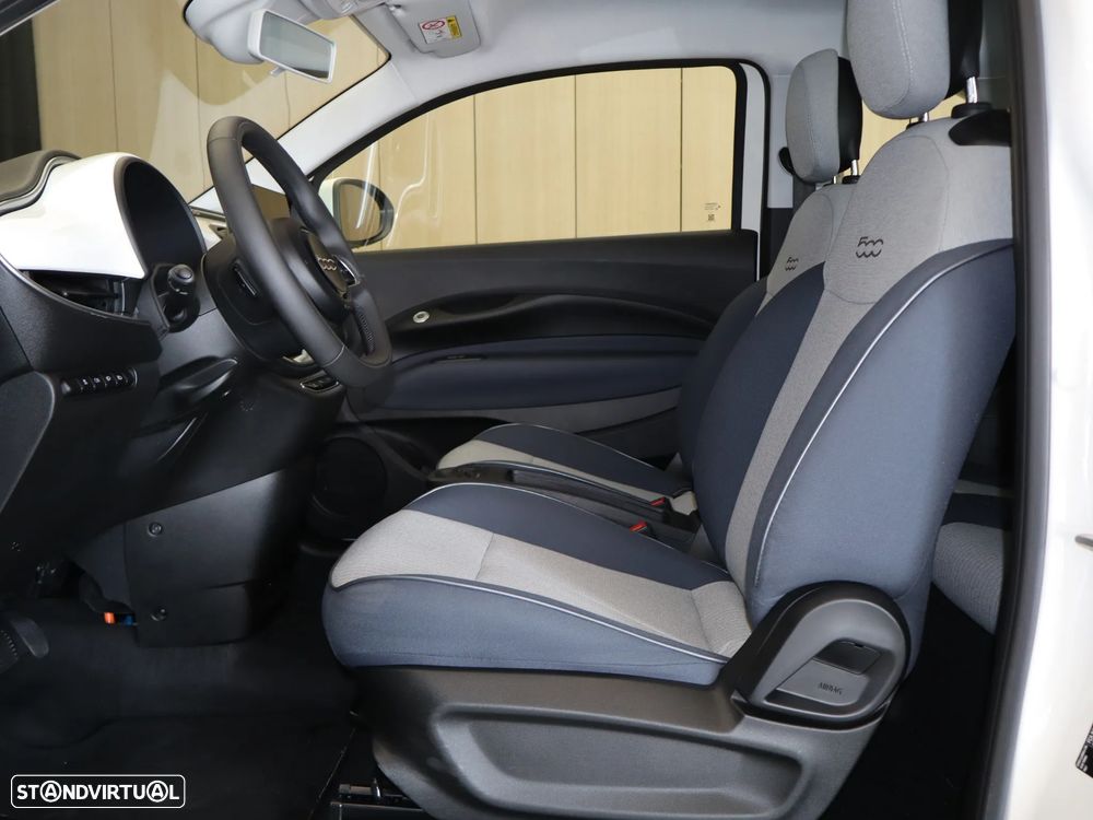 Fiat 500e 42kWh ICON - 13