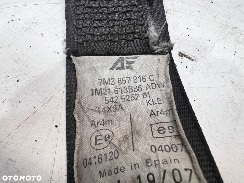 PAS BEZPIECZEŃSTWA W BAGAŻNIKU VW SHARAN 7M3857816C - 7