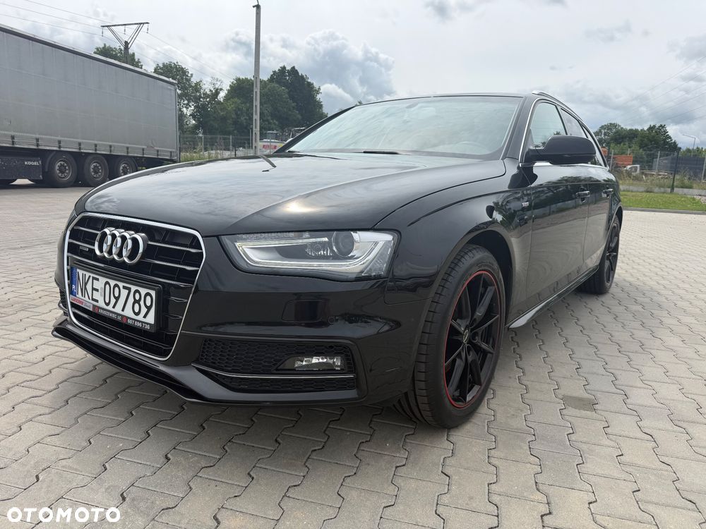 Audi A4 Avant 2.0 TDI DPF clean diesel quattro S line Sportpaket - 2