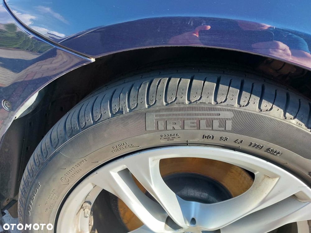 BMW Seria 5 520d - 13