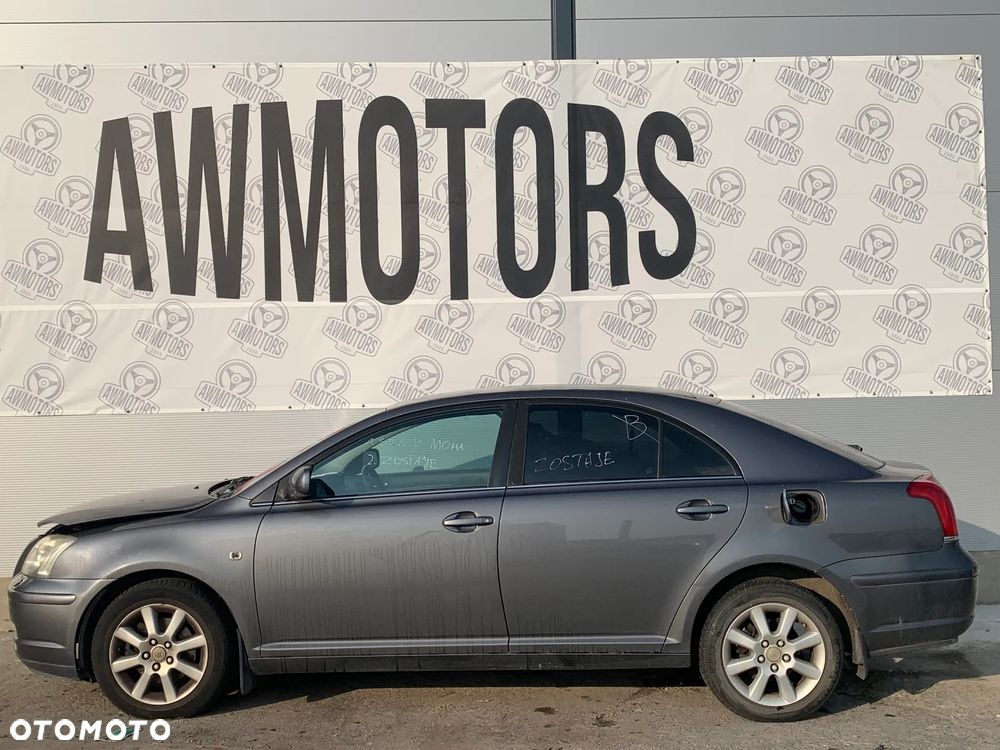 TOYOTA AVENSIS 2006 *SAMOCHÓD NA CZĘŚCI* 2477  MASKA, LAMPA, DRZWI, LUSTERKO, ZDERZAK, GRILL, BŁOTNIK, KLAPA, BELKA, DESKA, FOTELE, KANAPA, ĆWIARTKA, KIEROWNICA, TARCZE, ZACISKI, ZAWIESZENIE, KOMPLETNY PRZÓD, KOMPLETNY TYŁ, LICZNIK, ZEGARY, PRAWE LEWE PRZÓD TYŁ - 3