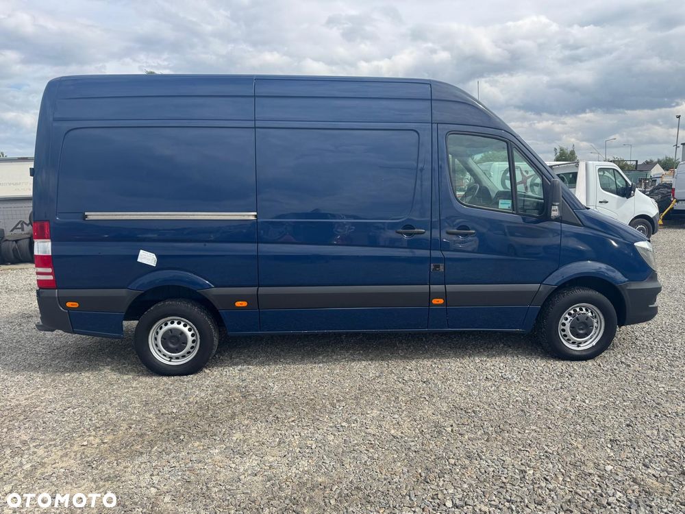 Mercedes-Benz Sprinter - 17