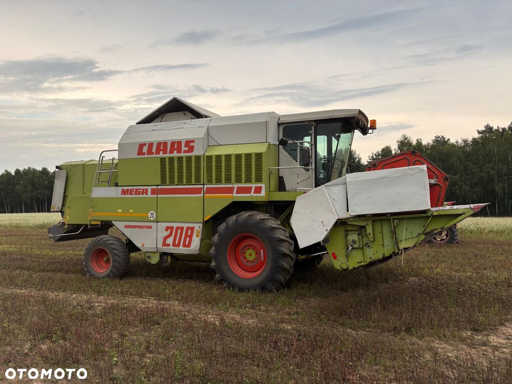 Claas Mega 208 - 2