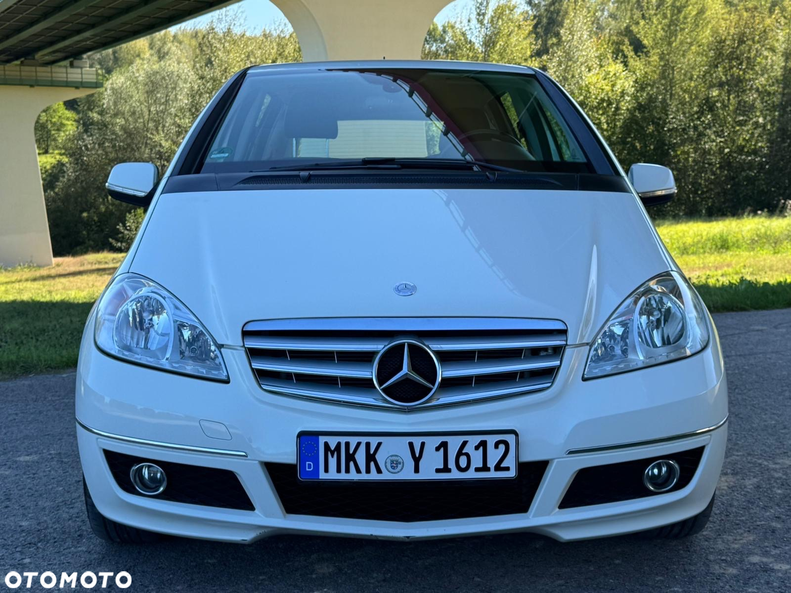 Mercedes-Benz Klasa A 160 BlueEFFICIENCY Special Edition - 6