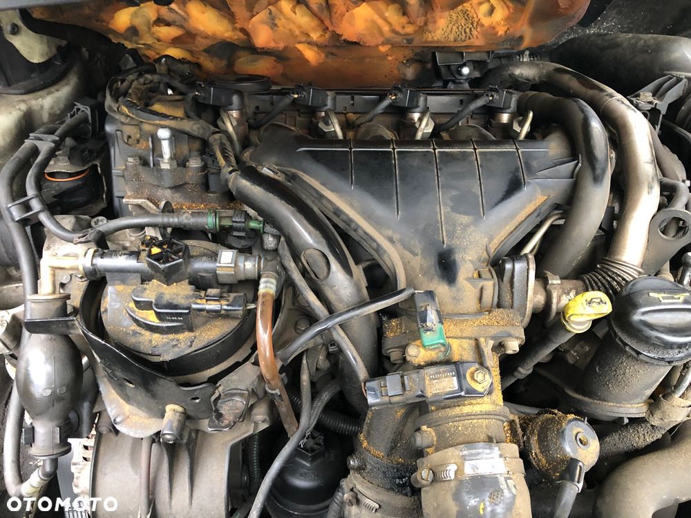 Silnik Słupek Peugeot 407 2.0 HDI RHR - 1
