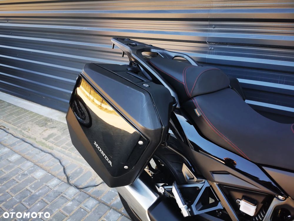 Honda NT - 9