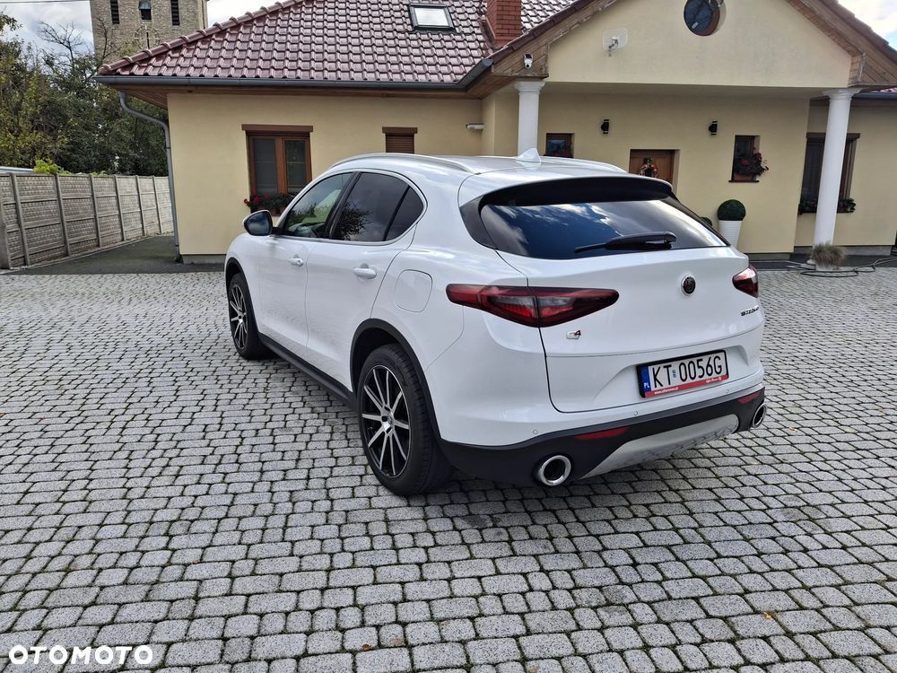 Alfa Romeo Stelvio 2.0 Turbo Business Q4 - 4