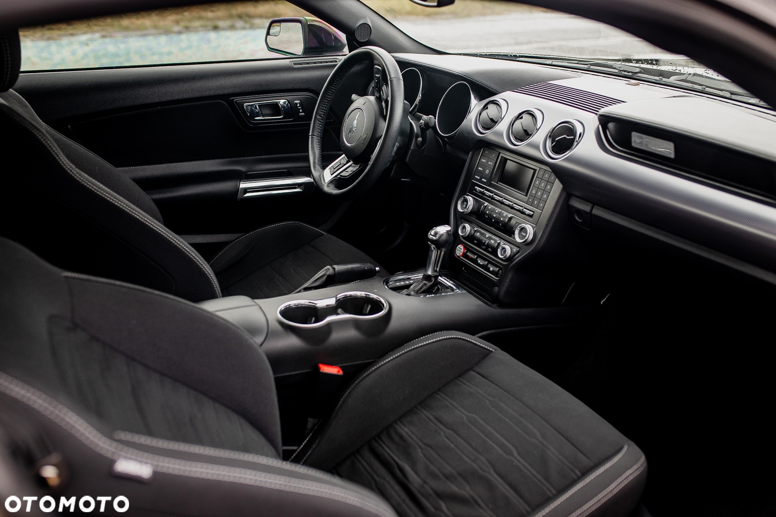 Ford Mustang 2.3 EcoBoost - 37